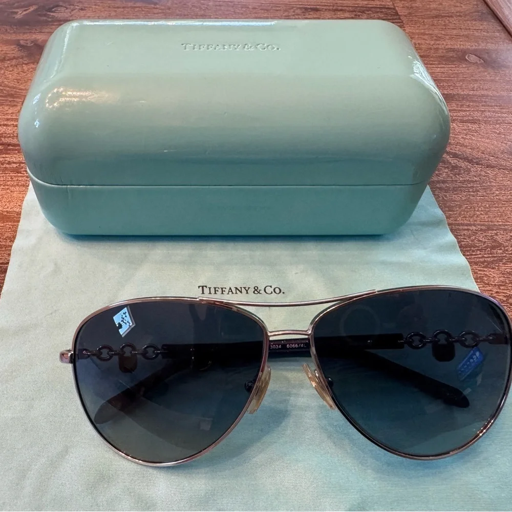 Tiffany aviator blue sunglasses. Slightly used good condition.